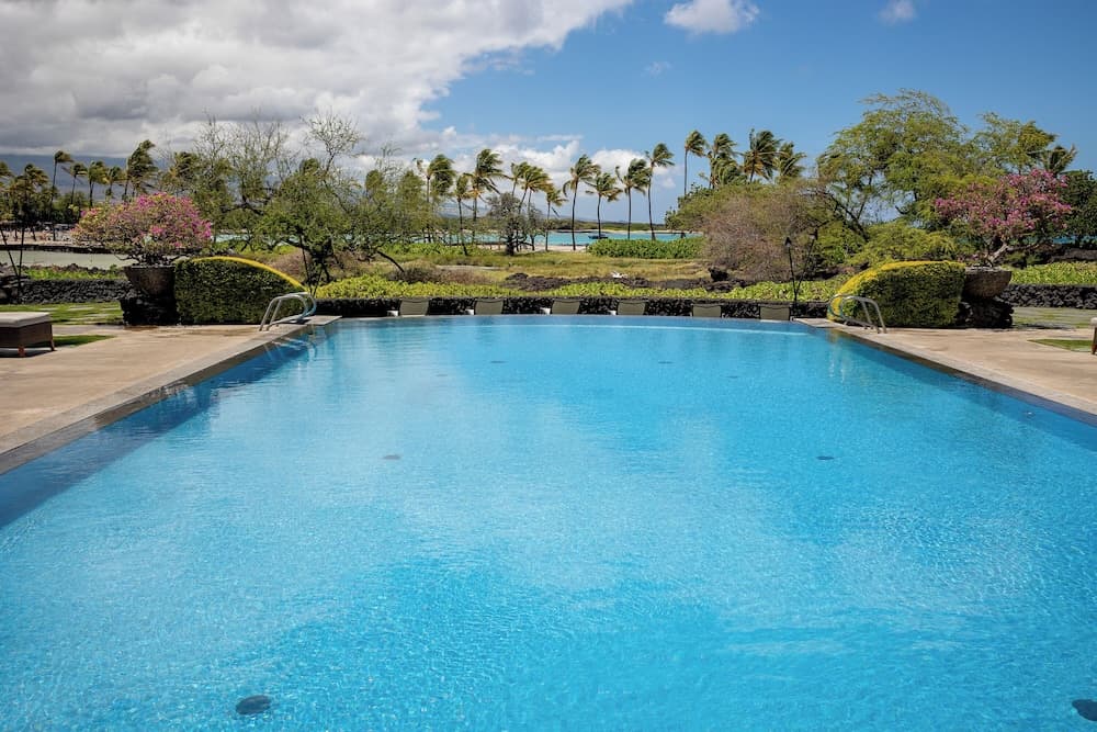 Hilton Pool Pass Included, Kolea - Walk to Beach