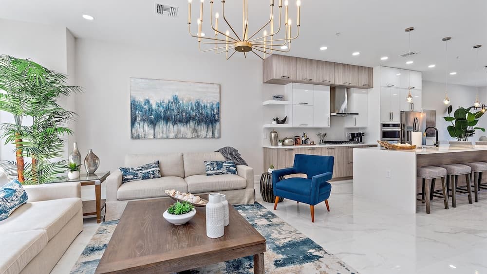 Uptown Luxury On Audubon 4 Bedroom Townhouse by RedAwning