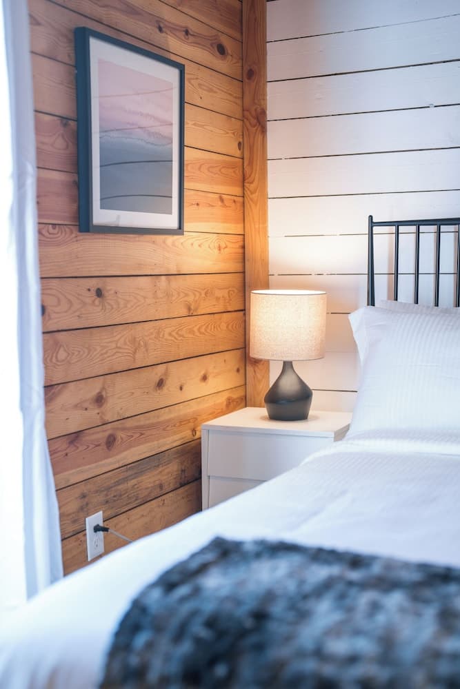 Red Feather Cabins 103