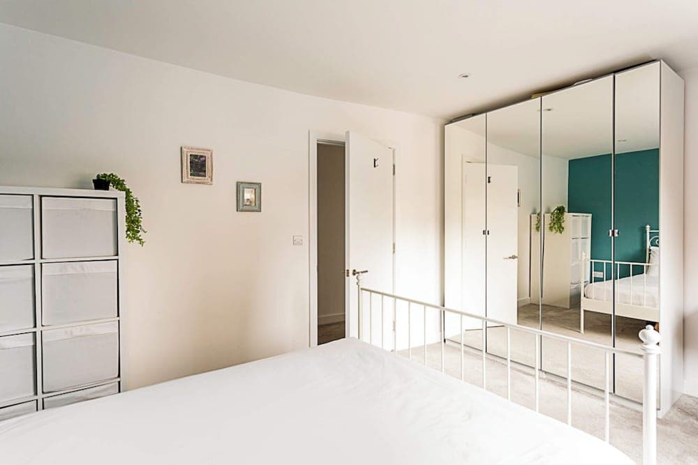 Quiet and Spacious Four Bedroom House