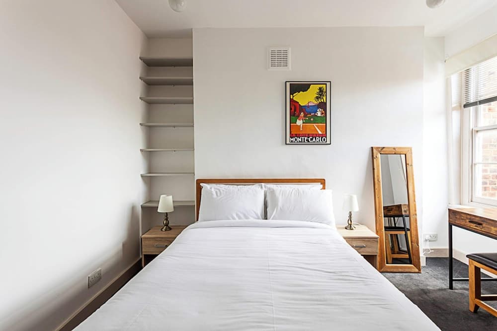 Contemporary Open Plan Penthouse