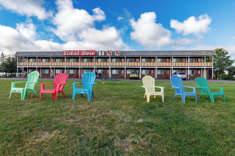 Tidal Bore Inn