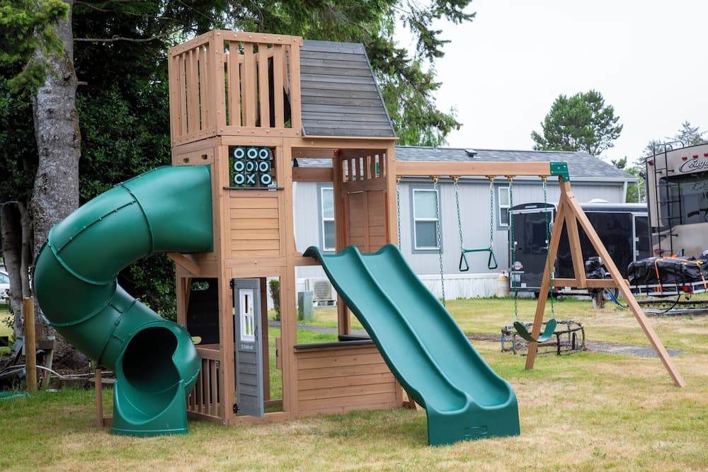 Çocuklar için oyun alanı - dış mekân