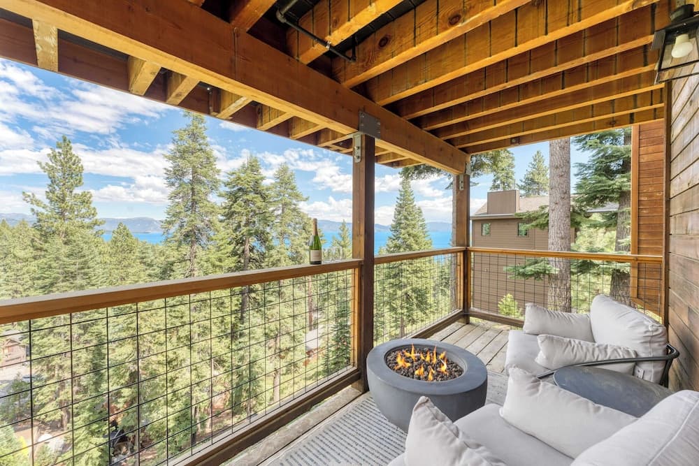 Lake View, Firepit, Game Room Remodeled Lake Tahoe Luxury Cabin by Avantstay