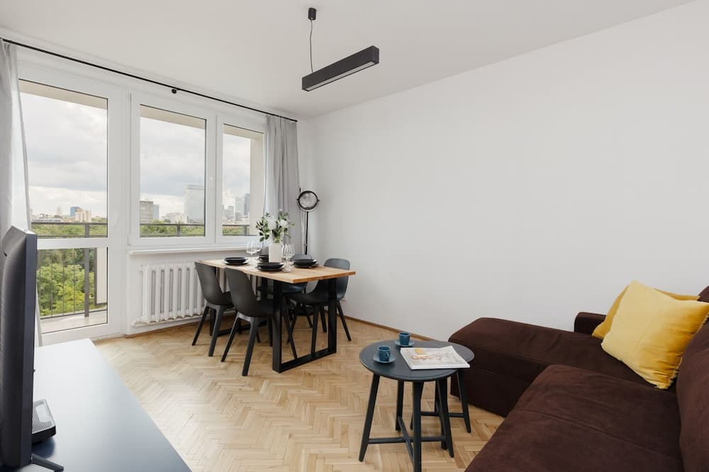 Apartment 1 km to Old Town by Renters
