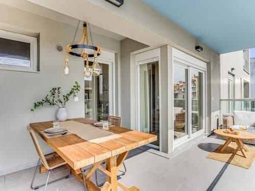 Sanders Old Port - Pleasant 1-bdr. Apt. w/ Balcony