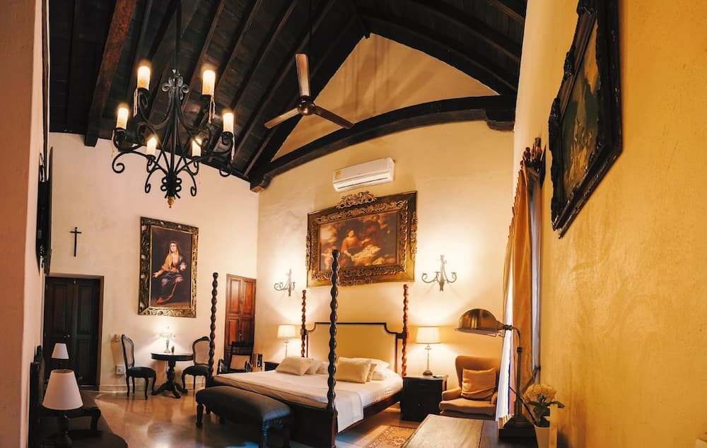 7ESP-4 CASA CON 7 HABITACIONES CON PISCI