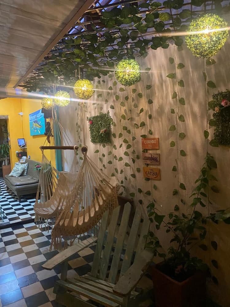 4CR-1M CASA EN EL CENTRO HISTORICO GETSE