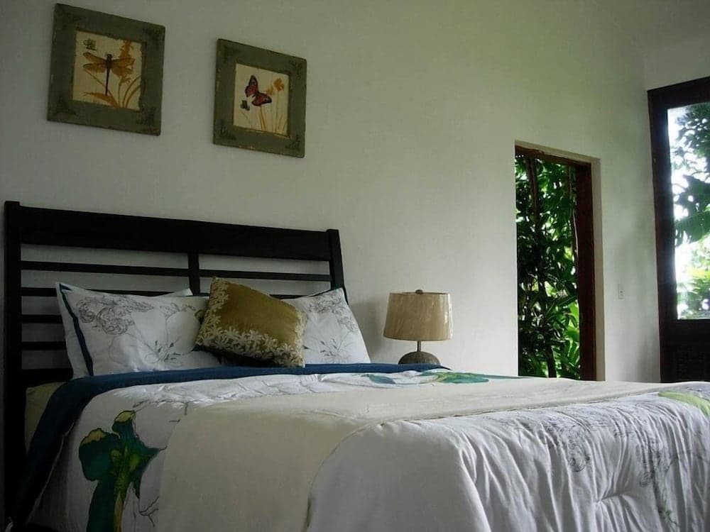 Serenity Rainforest Retreat