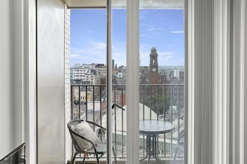 Inviting 2-bed Apartment in Manchester