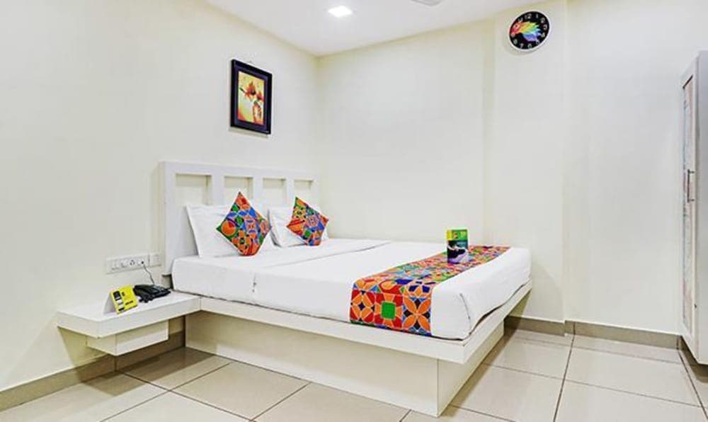 Fabhotel The Brown Tree