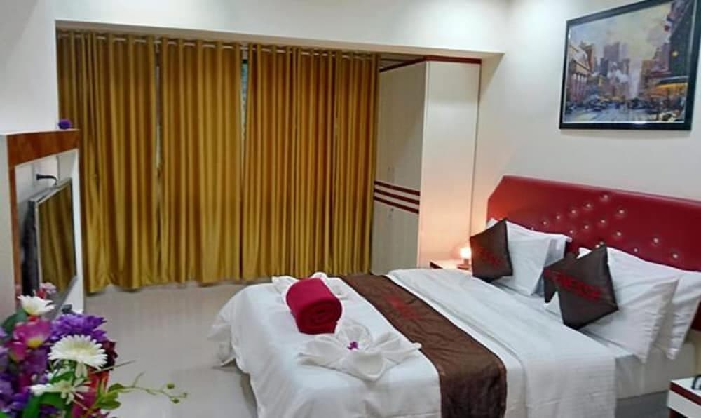 Fabhotel Prime Finesse