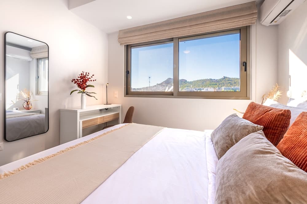 Phaedrus Living Luxury Penthouse Potamianou
