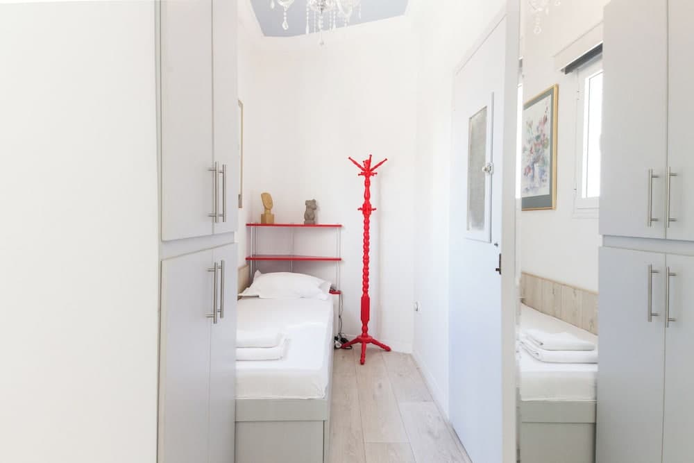 Charming Balcony Escape in Kipseli