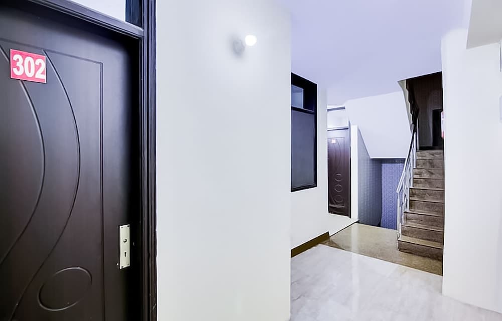 Roomshala 118 Hotel Acclaim 7 sky