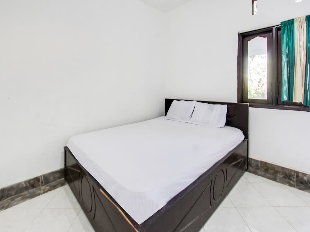 SPOT ON 91383 Green Forest Homestay NearTaman Wisata Pusuk Sembalun (Tourist Park)