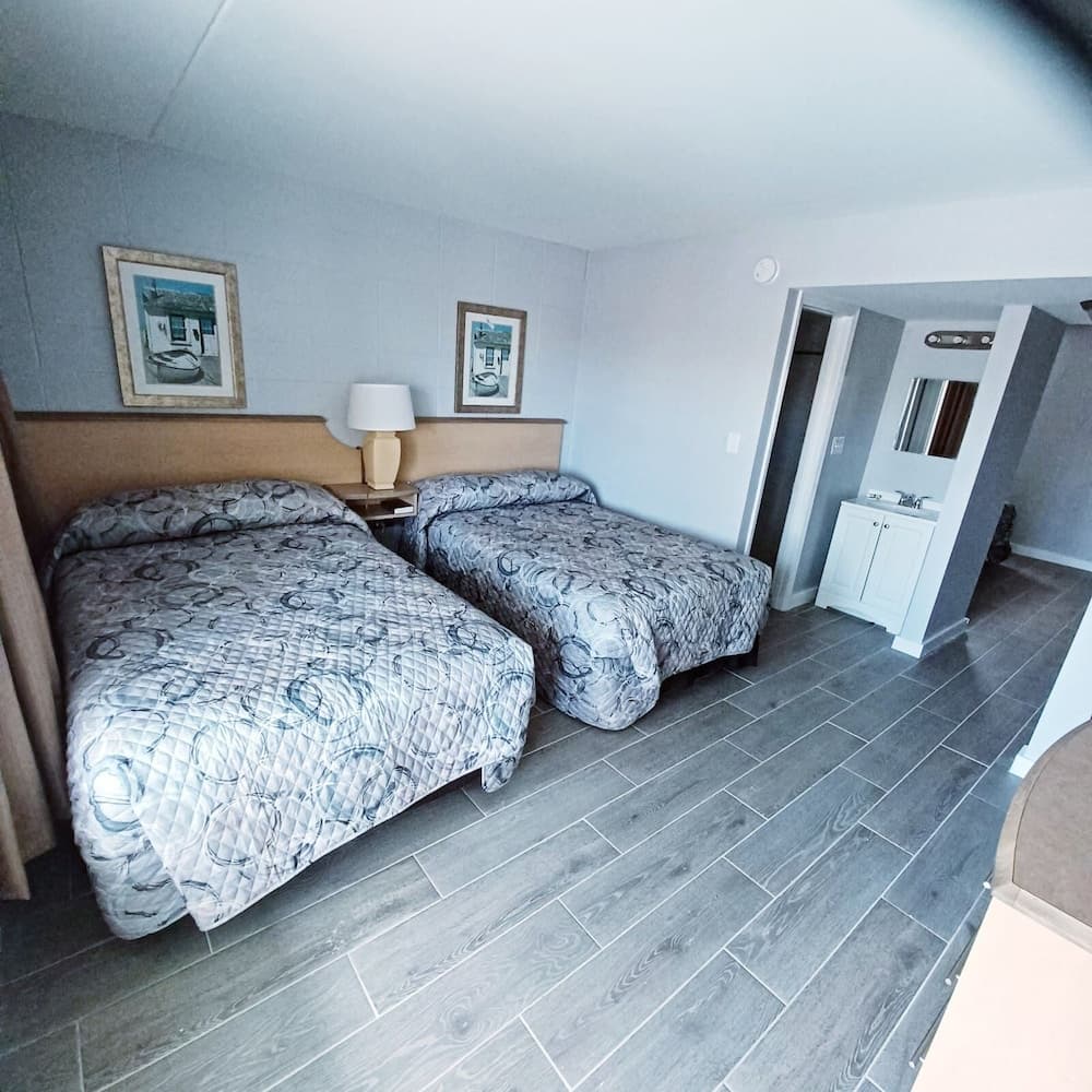 Palms by the Beach Motel