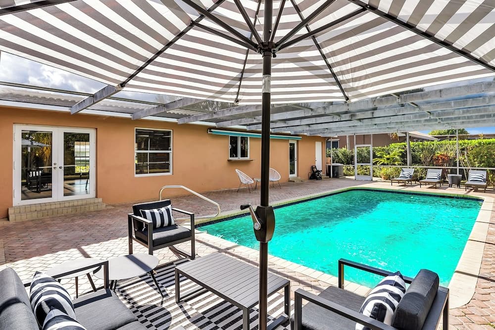 Casa Natalia 3BR Home with Pool Near Hard Rock Casino