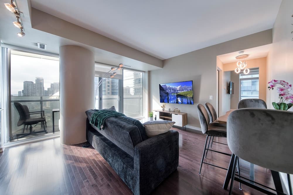 RivetStays - The York