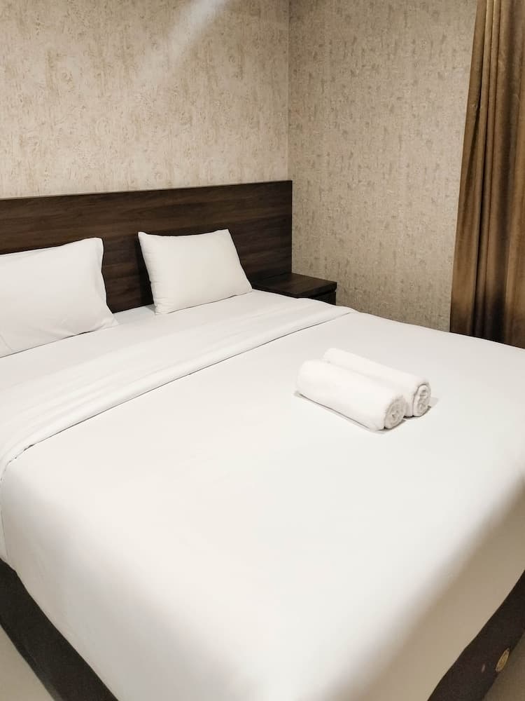 Comfort And Simply 1Br At Patraland Amarta Apartment