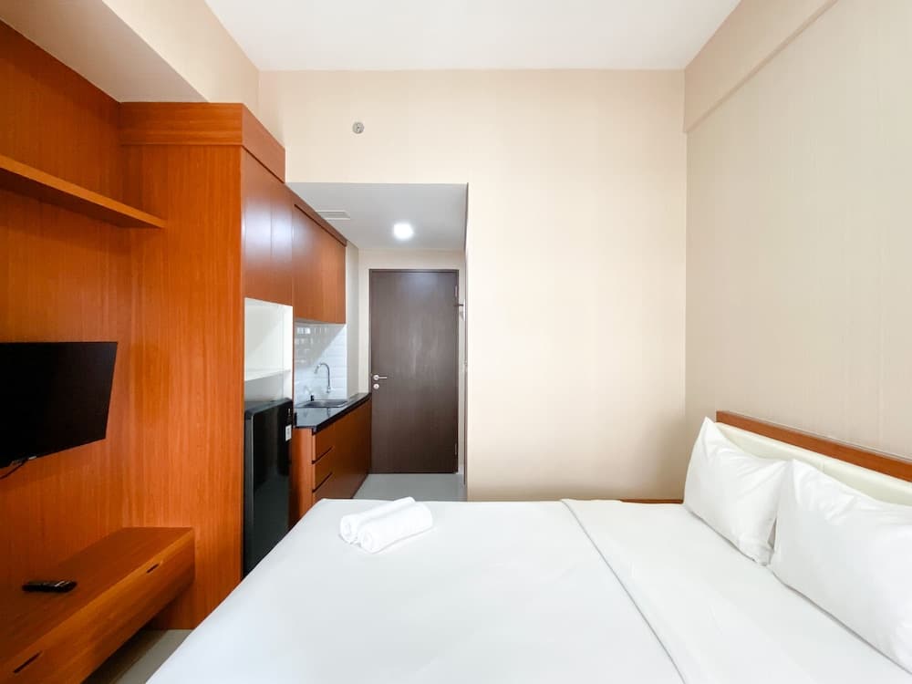 Cozy Stay Studio At Transpark Juanda Bekasi Timur Apartment