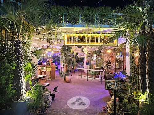 Hideout Hostel