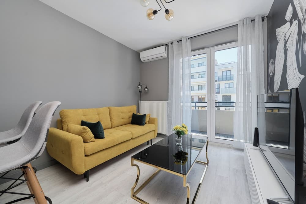 Apartment Dluga 57F by Renters