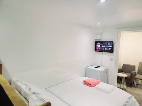 Stunning Well Decorated 1bed Apartment in Dartford