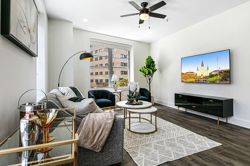 Chic 4BR Condo in California Building