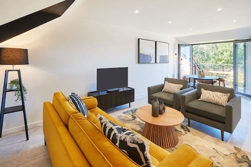 Host Stay St Johns Mews