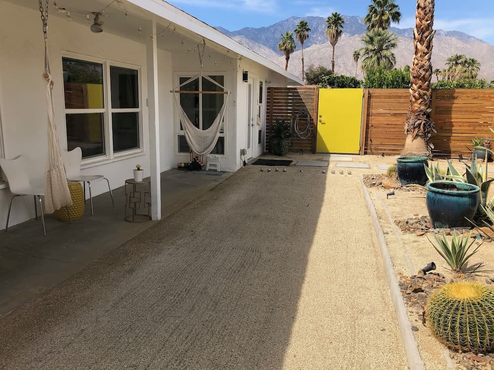 Konaklama yerinin ön cephesi