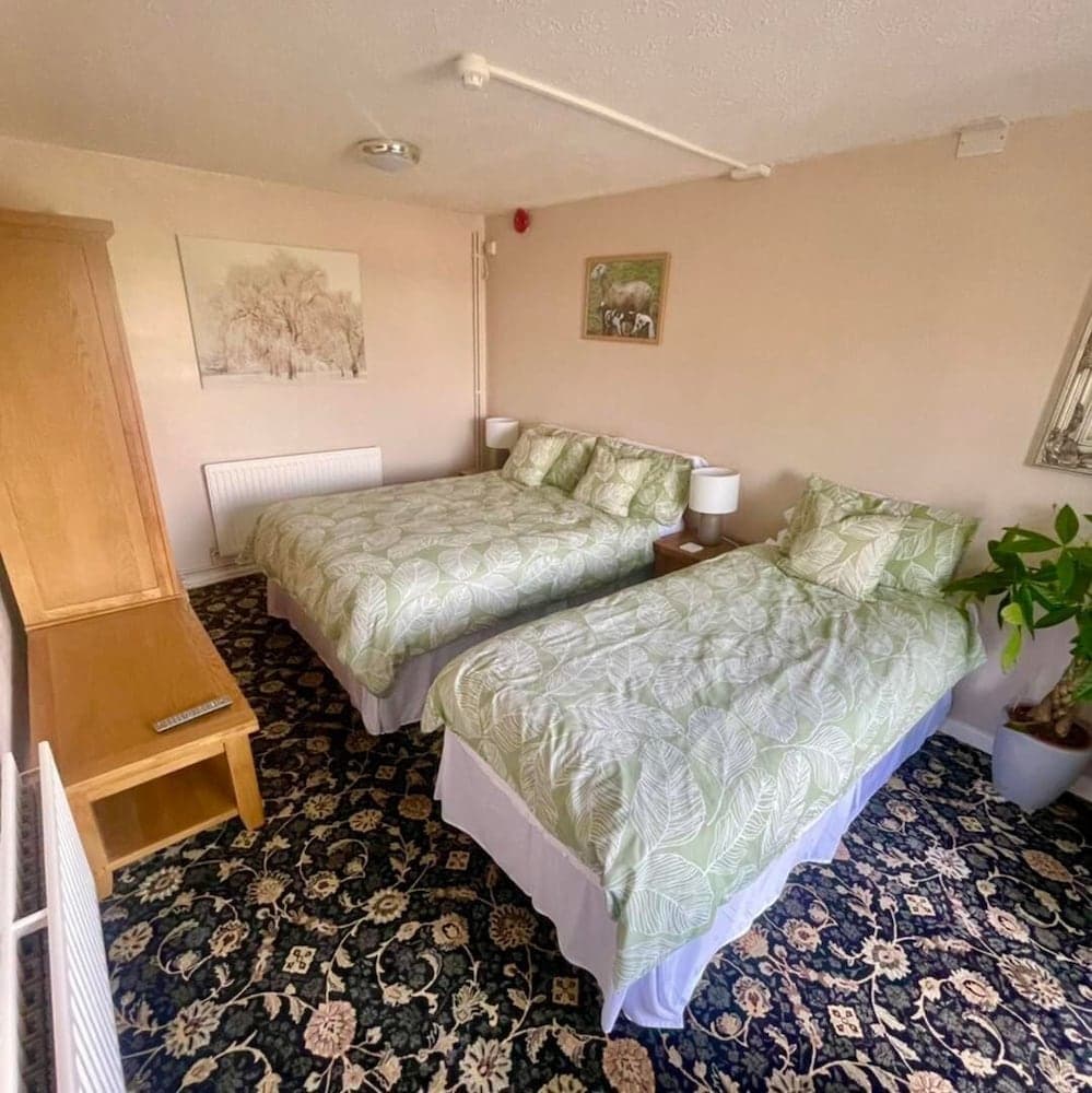 Royal Oak Country Inn and Restaurant