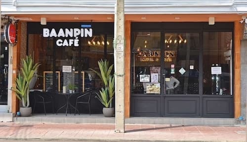 Baanpin Hotel and Cafe