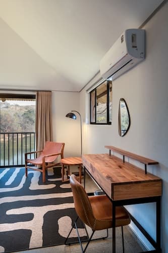 Riverhorse Lodge