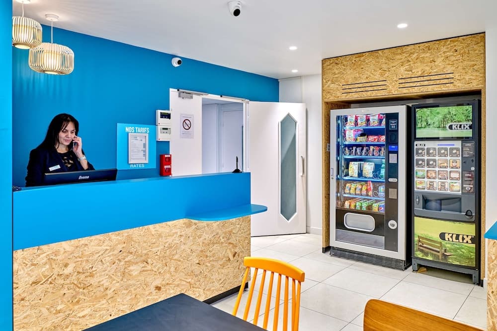 Kyriad Direct Narbonne Sud