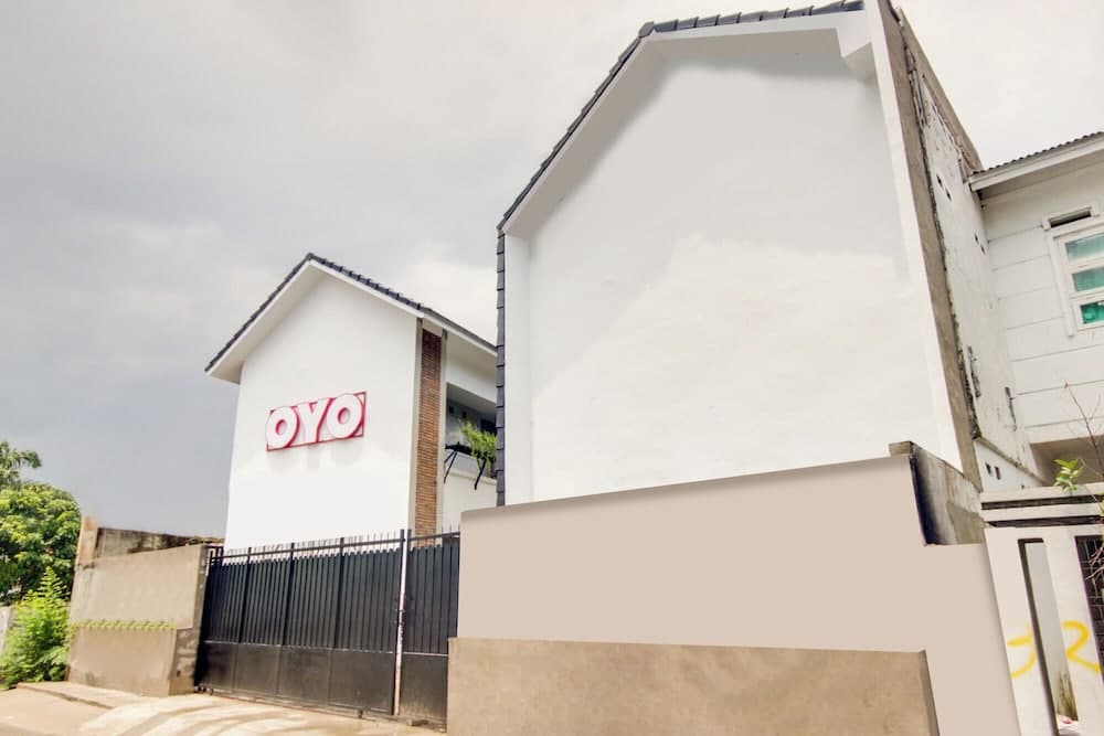 OYO 1345 Alfalah Residence Syariah