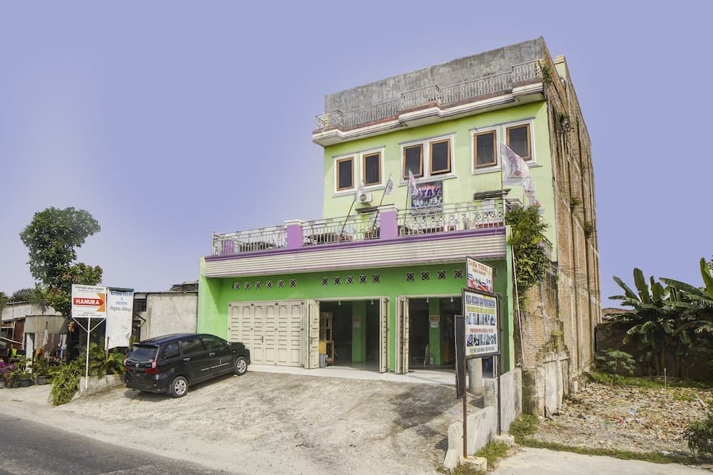 SPOT ON 92904 Penginapan Pakam