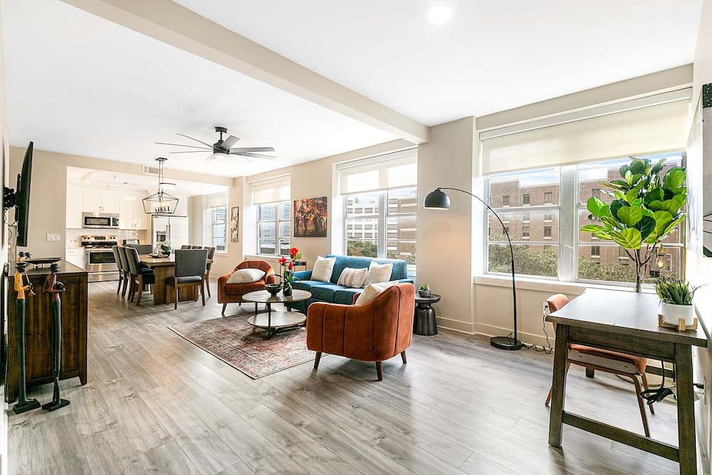 Lively 4BR Condo Steps to French Quarter Unit 518