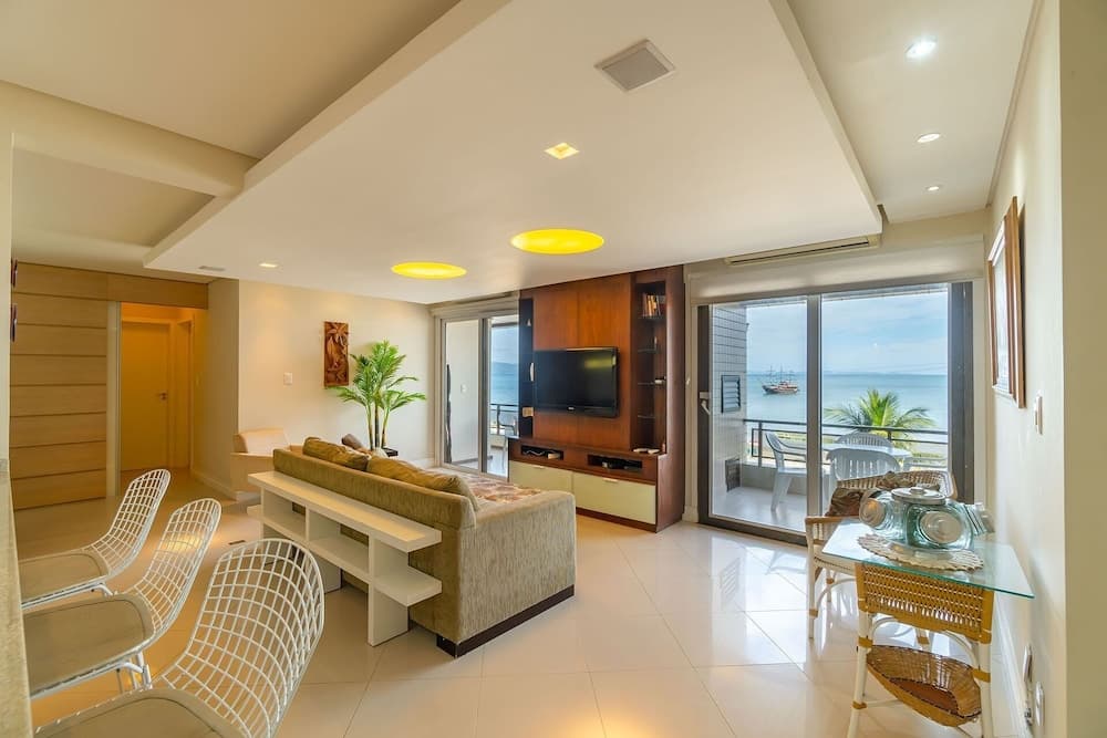 Vista mar 2 suítes e piscina exterior