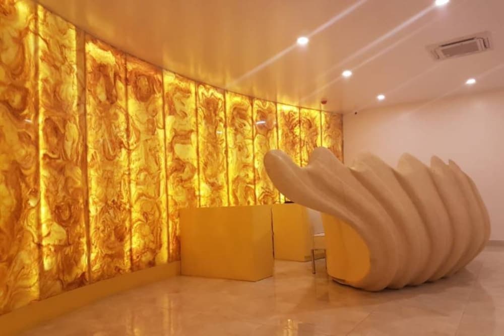 Hotel Blue Waves