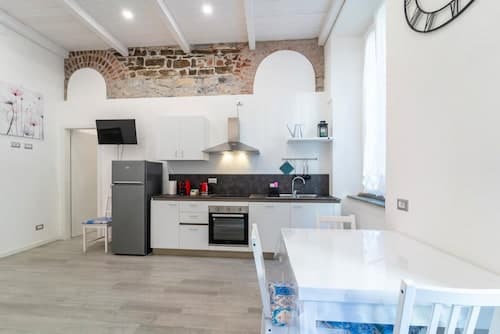 Modern Apartment in Via Carloni by Wonderful Italy
