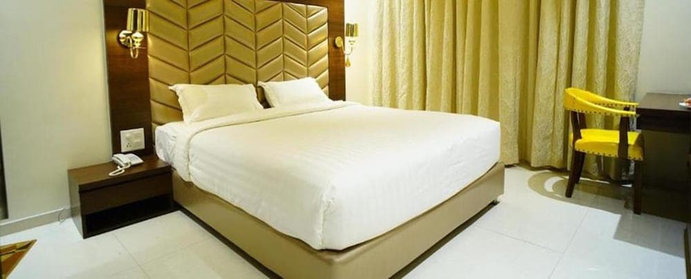 Fabhotel Prime Orange Tree