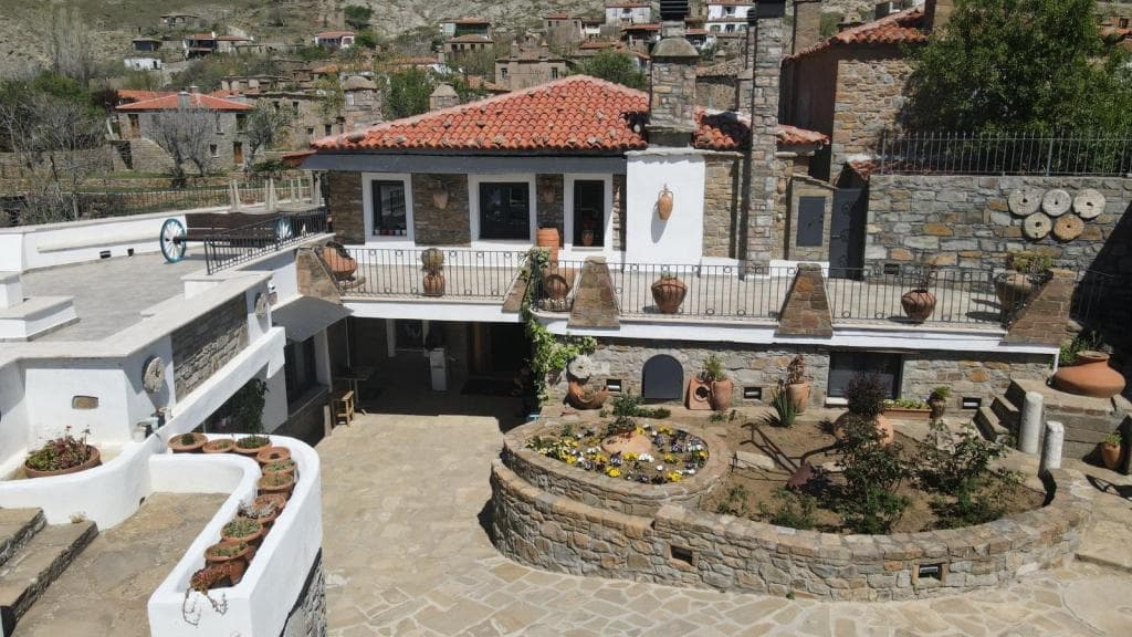Areto Konak Otel (+15 )