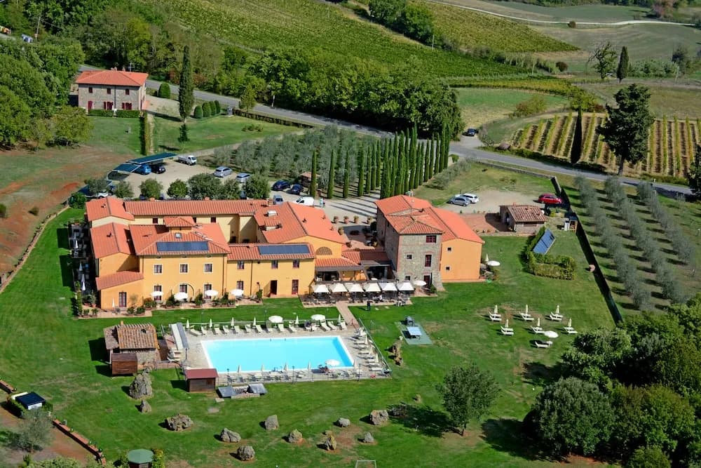Hotel Casolare Le Terre Rosse