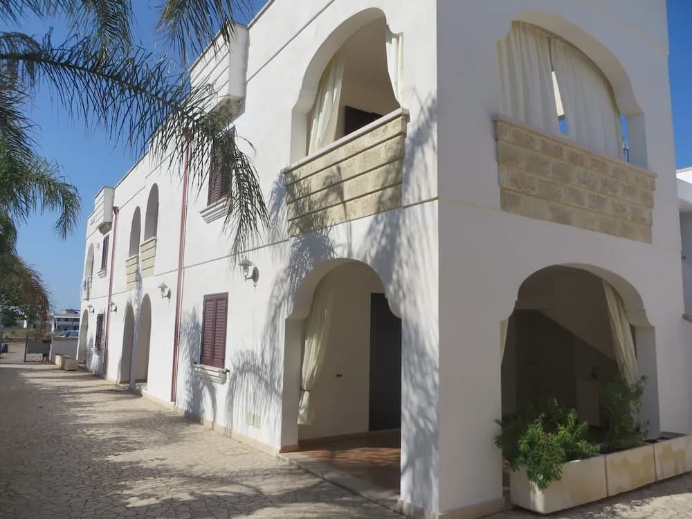 Residence Giglio Torre Pali