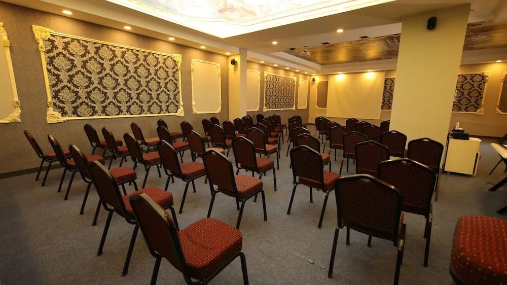 Toplantı salonu/imkânları