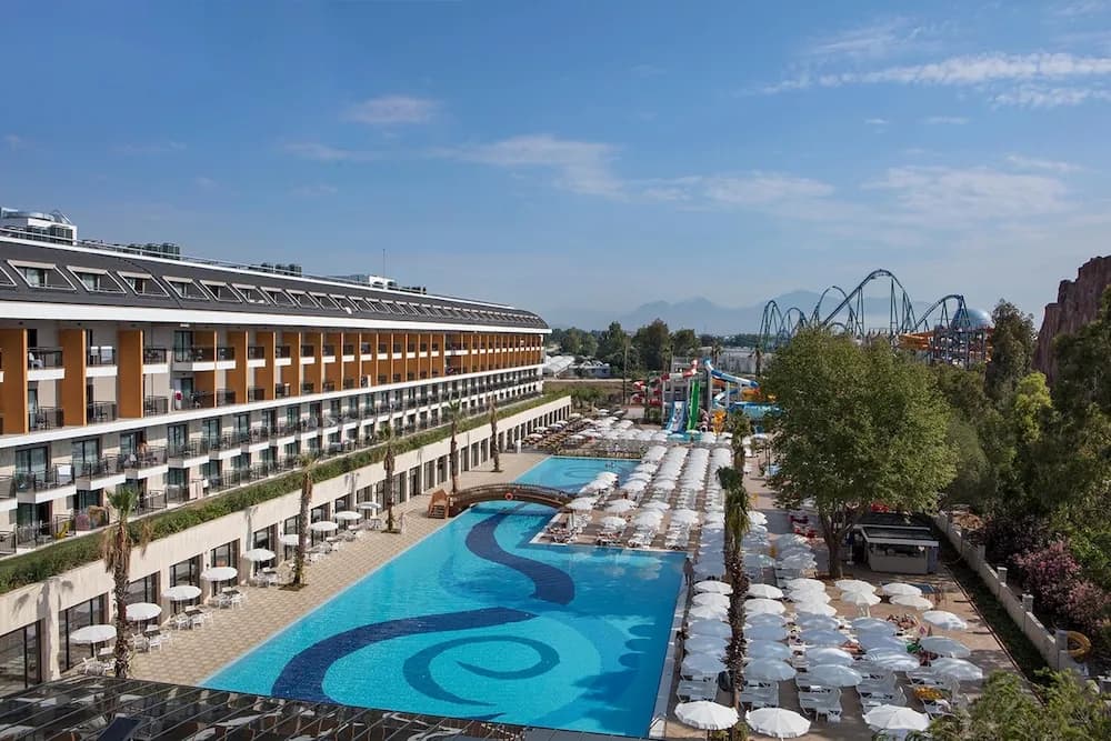 Aydınbey Queen's Palace & Spa - Ultra Her Şey Dâhil