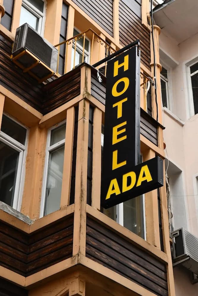 Ada Apart Hotel