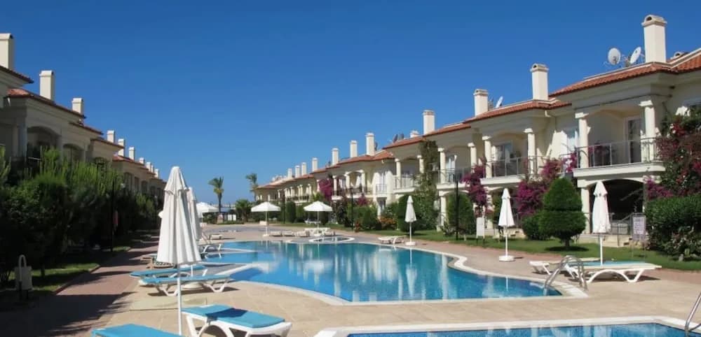 Villa SH15 by JoyLettings
