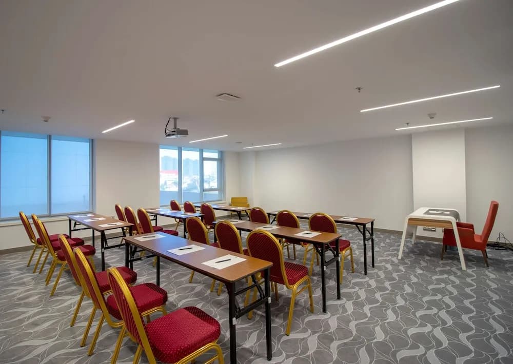 Toplantı salonu/imkânları